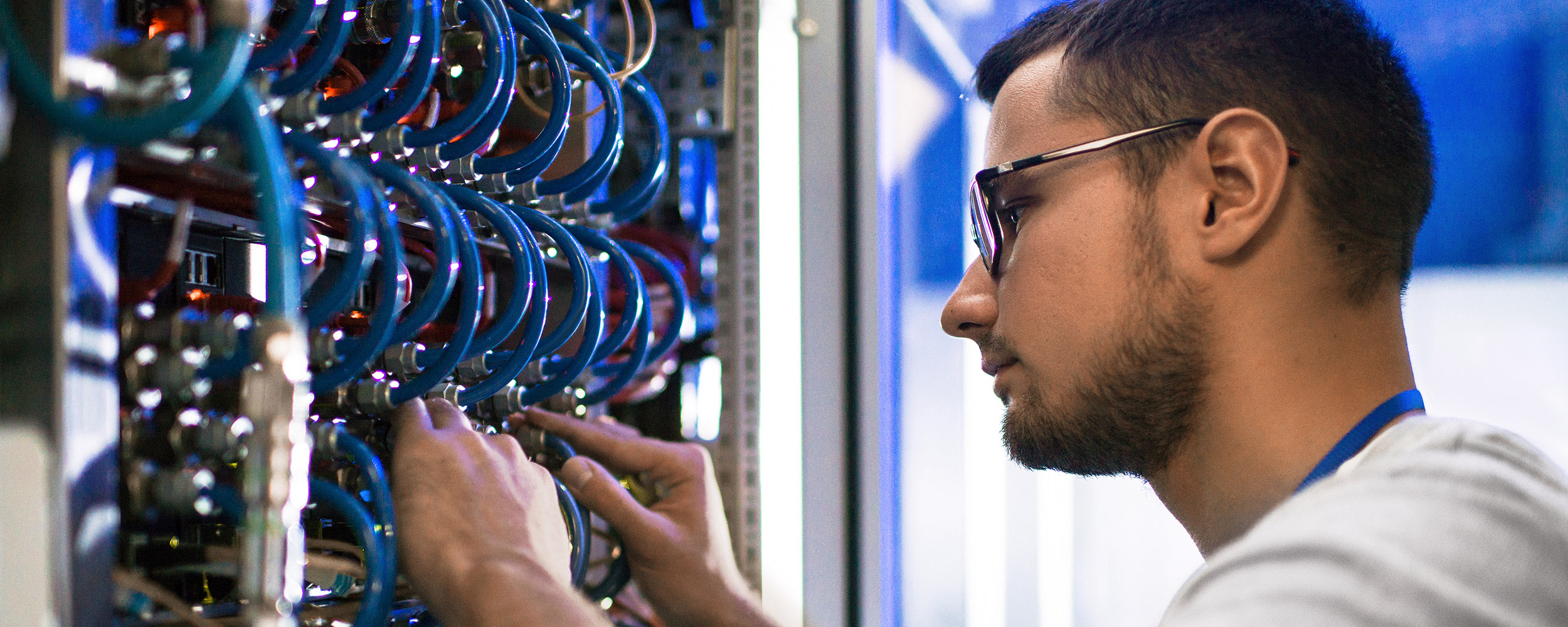 Les métiers de l'installation, la maintenance et les télécoms
